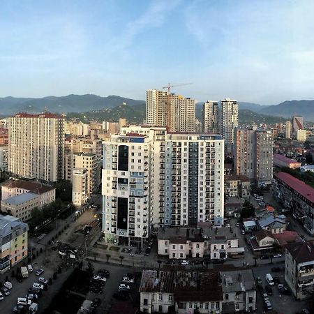 Удобные Апартаменты С Видом На Море Batumi Bagian luar foto